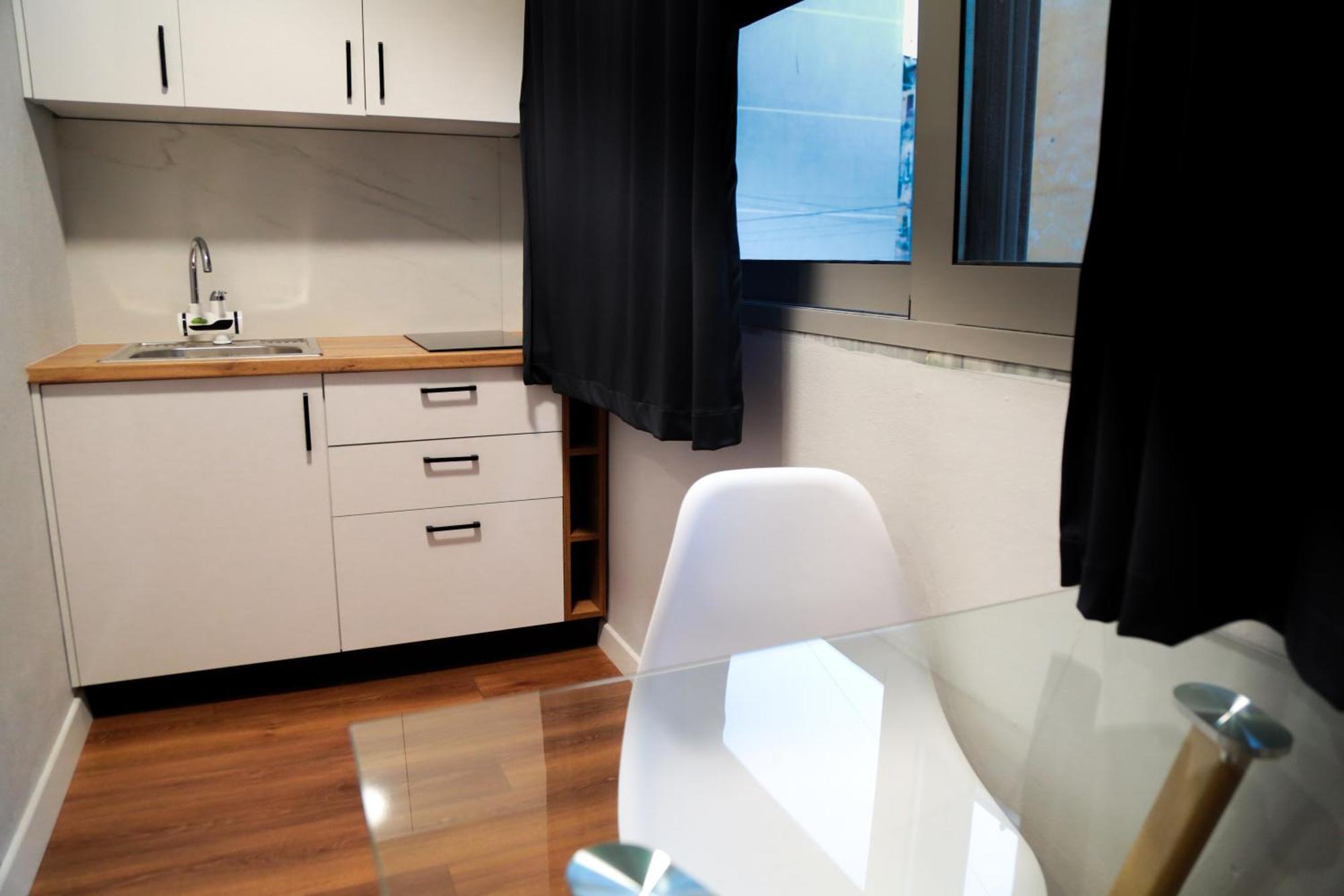 Be Solei Studio Apartments Sol 2 ティラナ エクステリア 写真